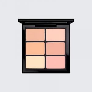 MAC six color concealer disc to cover spots, acne marks, black circles, lacrimal grooves