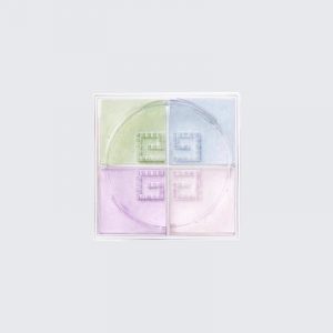 Givenchy Four Palace Grid Loose Powder Honey Powder is delicate, lightweight, oil controlling, and long-lasting setting